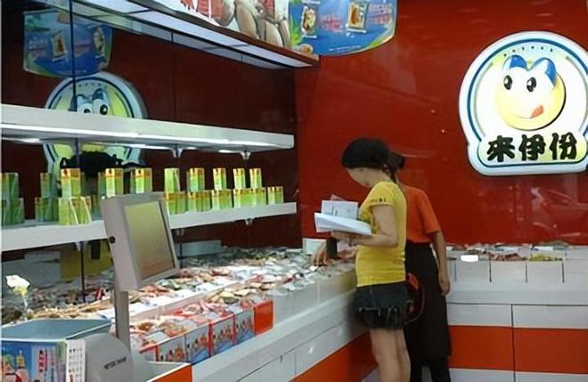 又一零食巨頭爆雷！暴跌1038%，食品變質發(fā)霉吃出毛發(fā)！